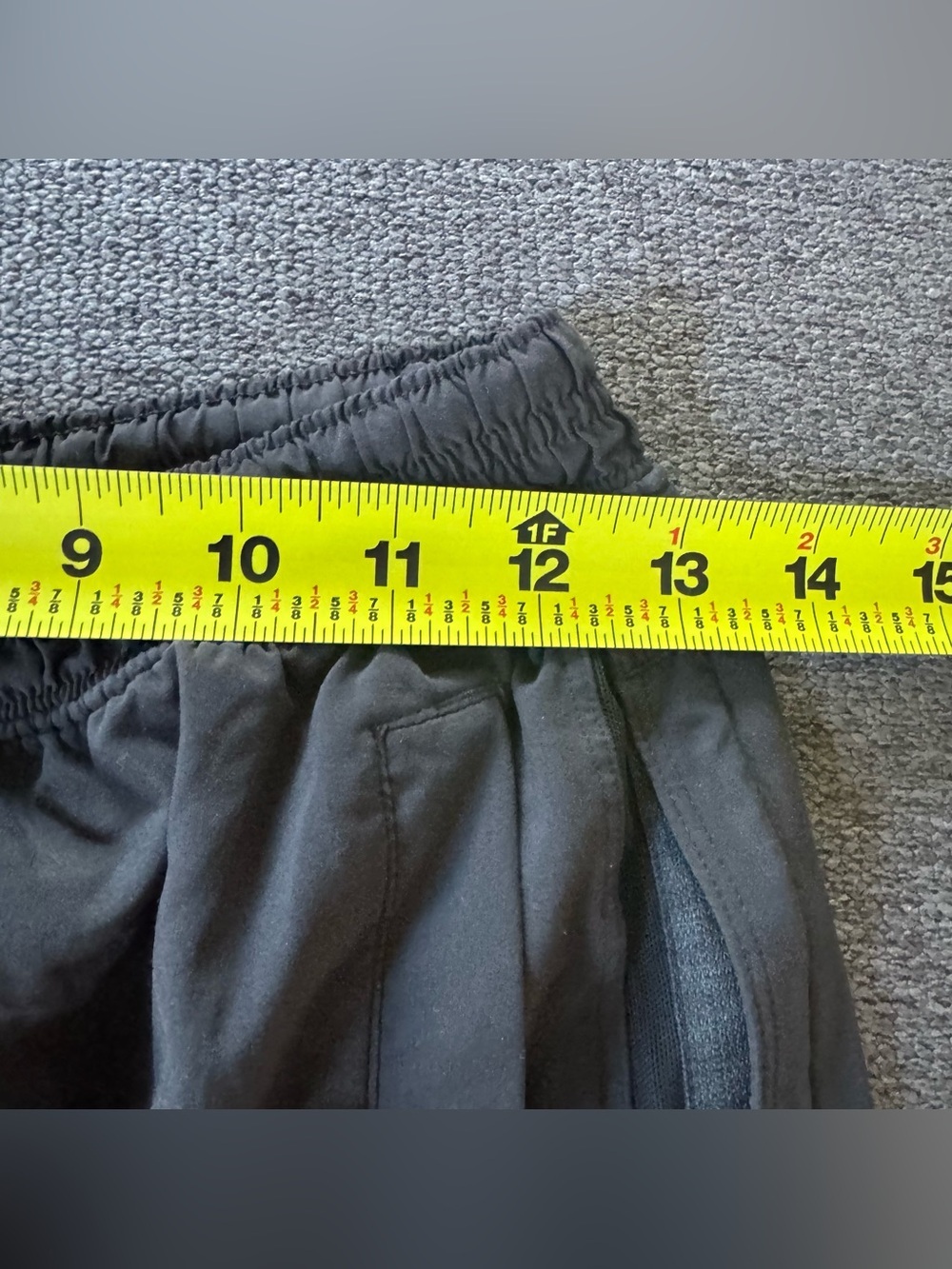 Lululemon Black Pace Breaker lined Athletic shorts Activewear Gym Workout M - Picture 8 of 11